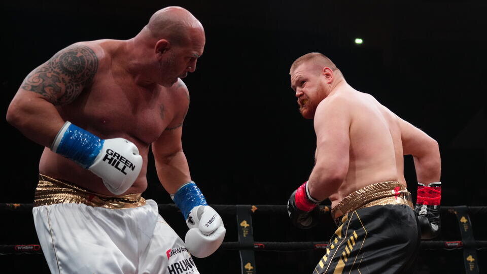     Кровавая битва: Гаверн победил Дацика в турнире "Бойцовского клуба РЕН ТВ" ИЗВЕСТИЯ