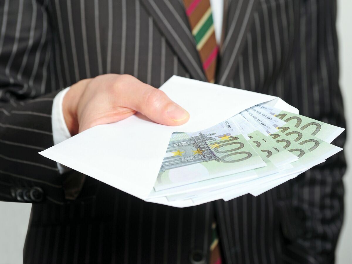    Взятка© fotolia.com / granata68