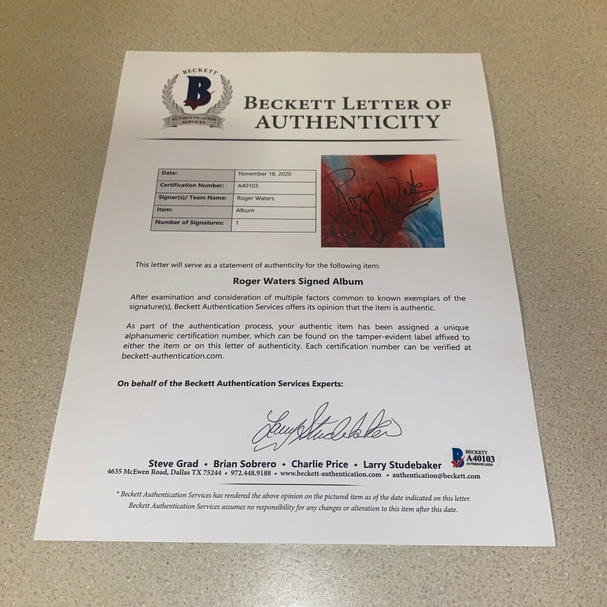 Пример сертификата подлинности Beckett- одной из самых авторитетных экспертных комиссий 