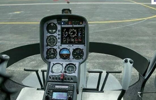 Кабина пилотов в вертолёте Cabri G2. Фотография из открытых источников 