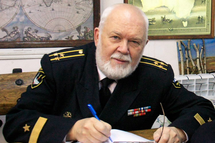    Николай Черкашин: «Если бы Колчак действительно служил британским интересам и британской короне, то, наверное, закончил свою земную жизнь где-нибудь на даче под Лондоном или в Эдинбурге».  Фото предоставлено Николаем Черкашиным