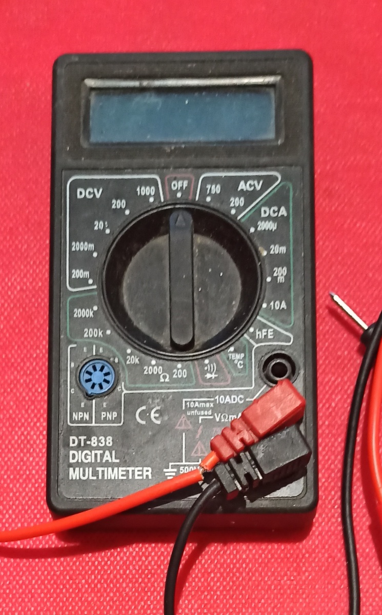   Digital multimeter (тестер) 