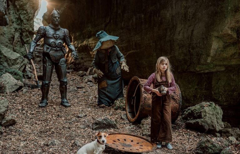 Фрагмент из фильма "Волшебник Изумрудного города. Дорога из желтого кирпича"