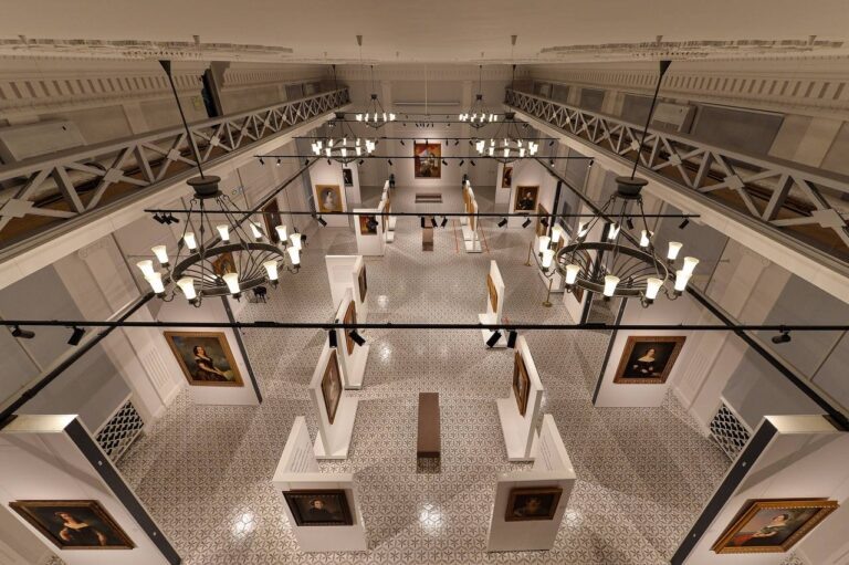    Центр «Эрмитаж-Евразия» в Оренбурге уже посетили более 20 тысяч человек Оренбуржье