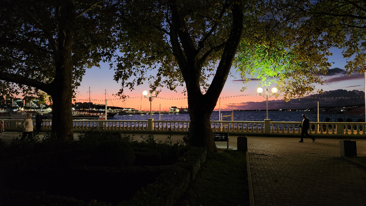 Ноябрь в Геленджике... Фото автора