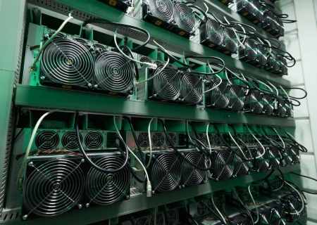    Федеральные власти запретят майнить криптовалюты в ДНР вопреки желанию Пушилина