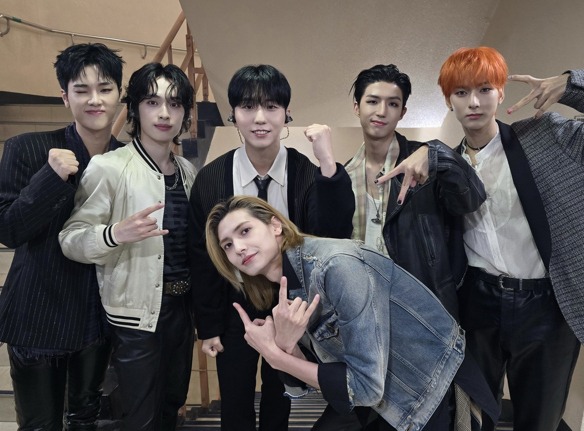    Xdinary HeroesСоцсети