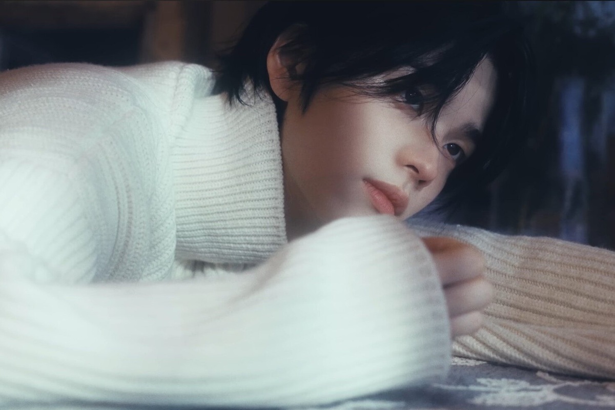     TWS погружают в атмосферу первой любви в концепт-фильме Last Bell