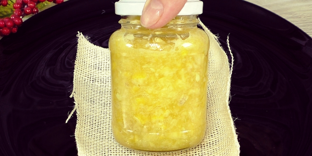 В холодное время года эти витаминные заготовки всегда есть в моём холодильнике и готовятся они быстрее, чем закипает чайник