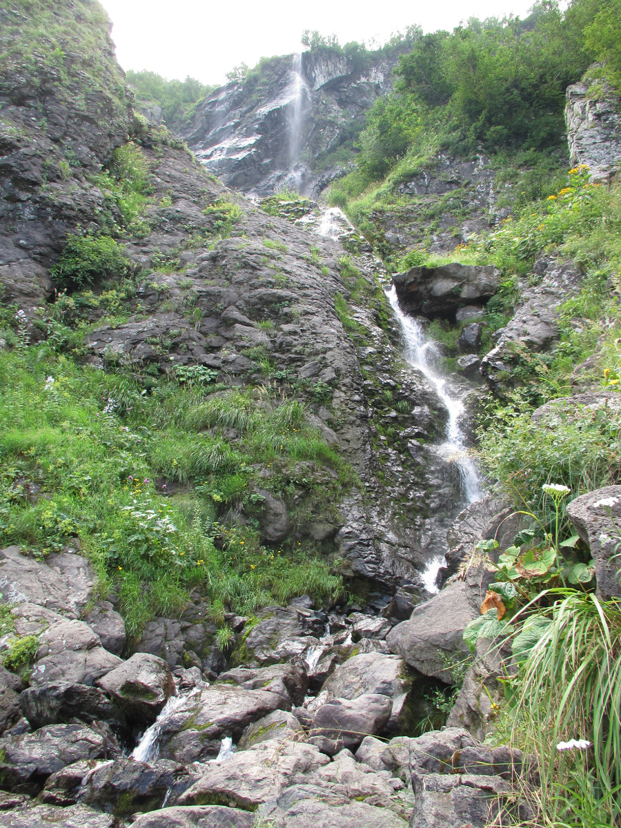 Водопад Поликаря в августе