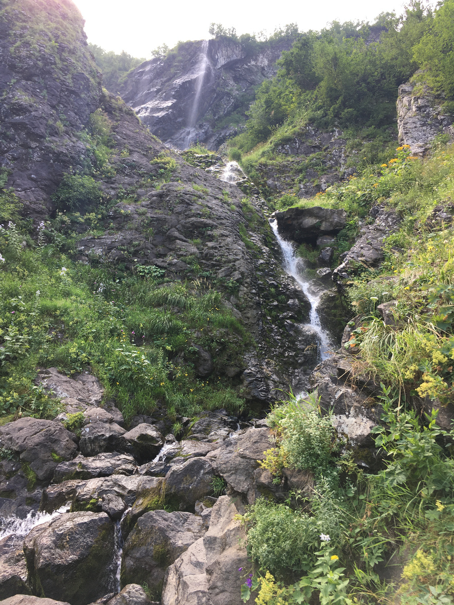 Водопад Поликаря в августе