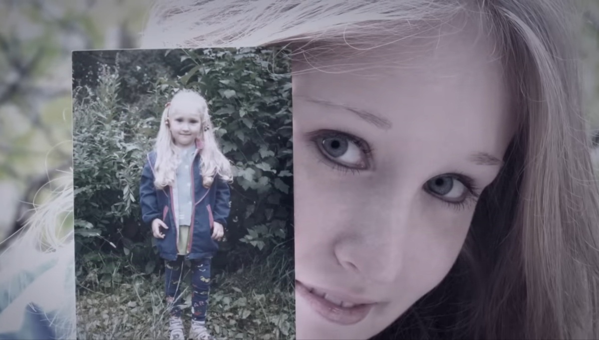 Ирина Буханова. Ист: кадр из видео на YouTube.comhttps://runews24.ru/articles/22/04/2025/poxitili-krasaviczu-i-superzvezdu-no-zhadnost-fraerov-sgubila-podrobnosti-gromkogo-dela-iz-kazaxstana