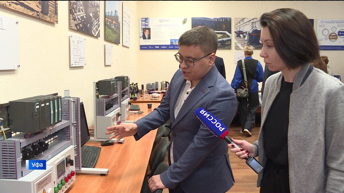    В день 76-летия в УГНТУ открыли новый класс компьютерного моделирования