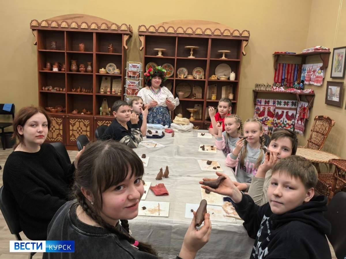    Какими были курские народные промыслы и что изготавливали суджанские умельцы