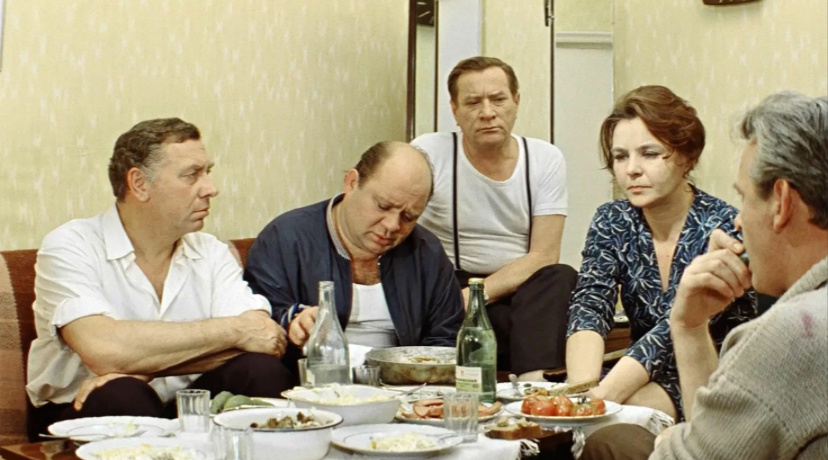 Кадр из к/ф Белорусский вокзал" (1970)