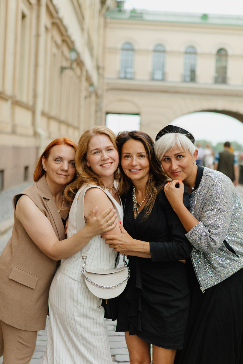 С подругами в Питере