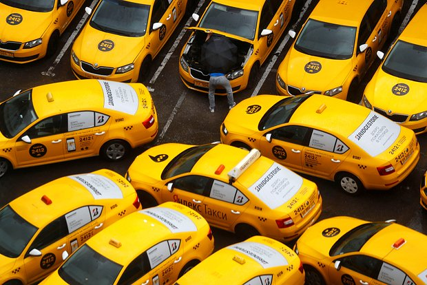 Фото: Kai Pfaffenbach / Reuters 
