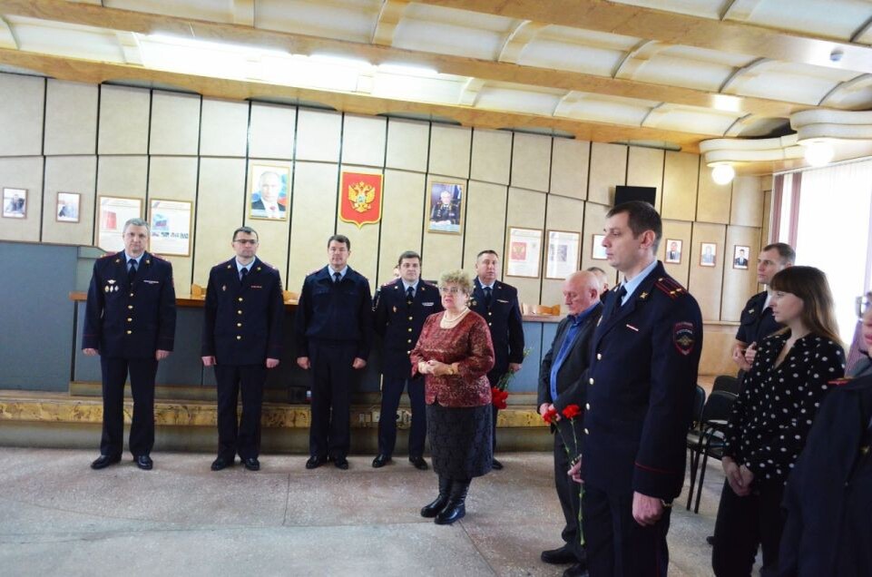    Памятный стенд Максиму Бугрову. Источник: t.me/mvd222