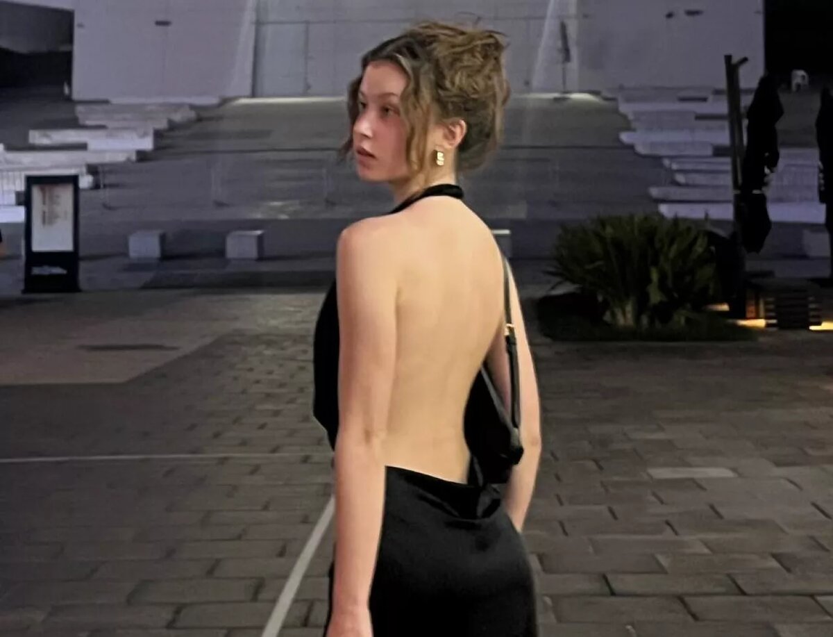 Листайте вправо, чтобы увидеть больше изображений