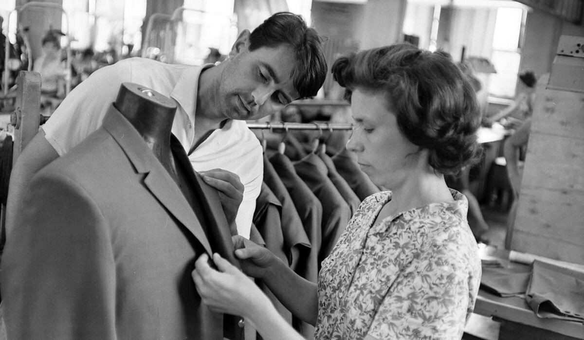     Швейный цех. Источник: mos.ru Автор фото: Пресс-служба Мэра и Правительства Москвы