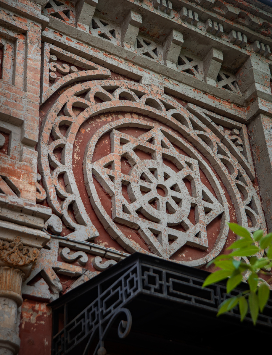 Дом Тилло. Детали