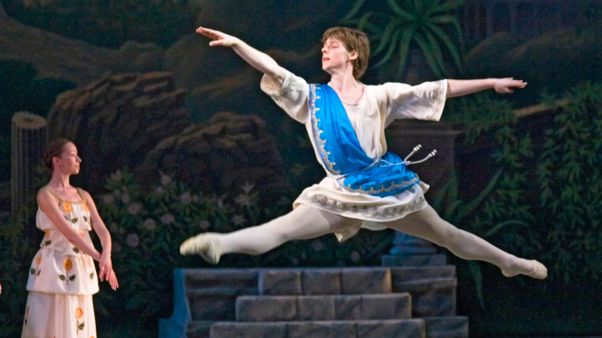    Фото: © РИА Новости/Алексей Даничев; Из личного архива Ренаты Шакировой; 5-tv.ru