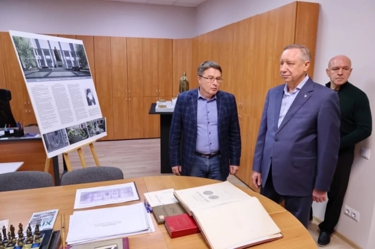    Второй этаж библиотеки имени Чехова отремонтировали по поручению Беглова