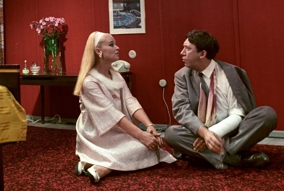    Светлана Светличная и Юрий Никулин в фильме «Бриллиантовая рука»