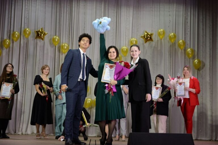    В Оренбурге наградили лучших педагогов города Кристина Просвиркина