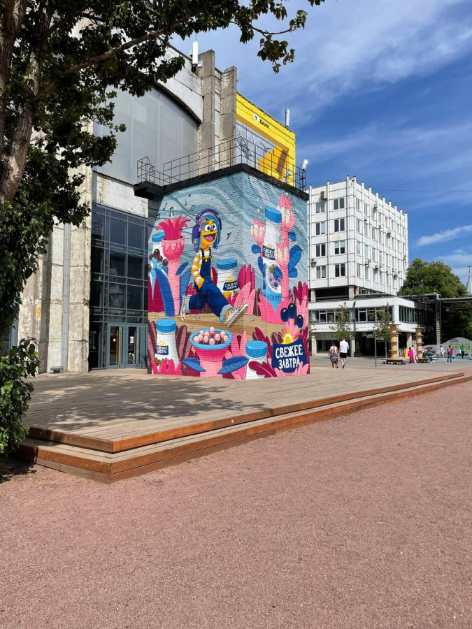 «Свежее Завтра» обновляет стиль и представляет бренд-персонажа Свежку 