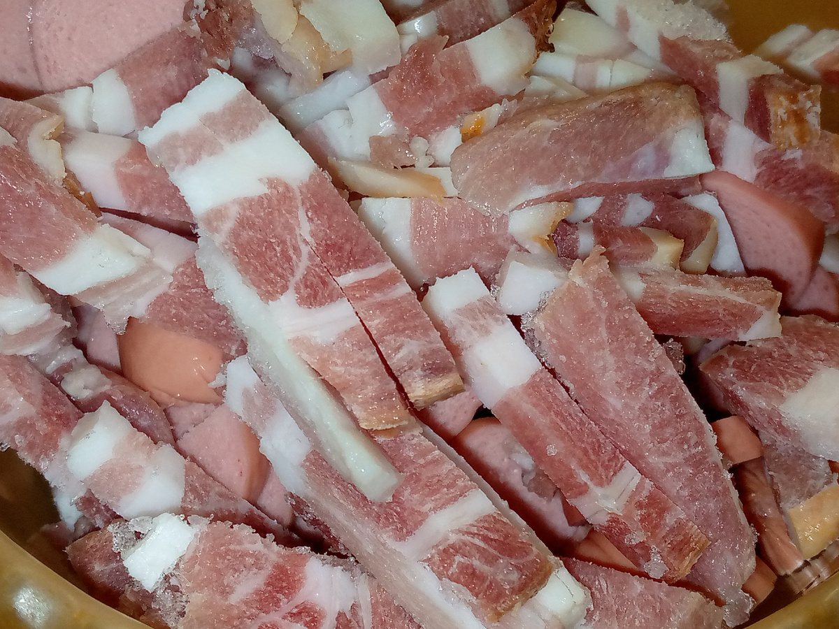 Бекон и сосиски