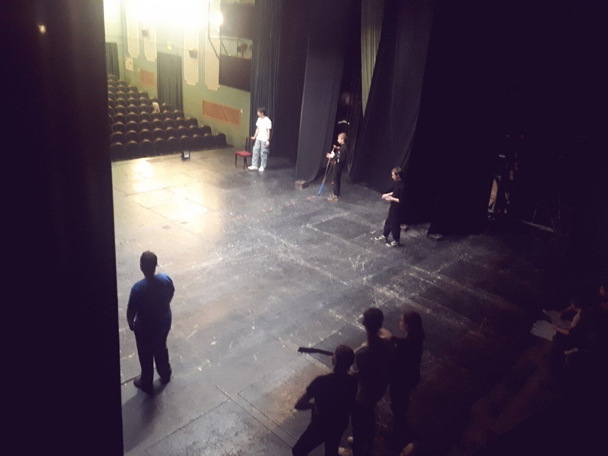 Репетиция спектакля «Капитаны песка»