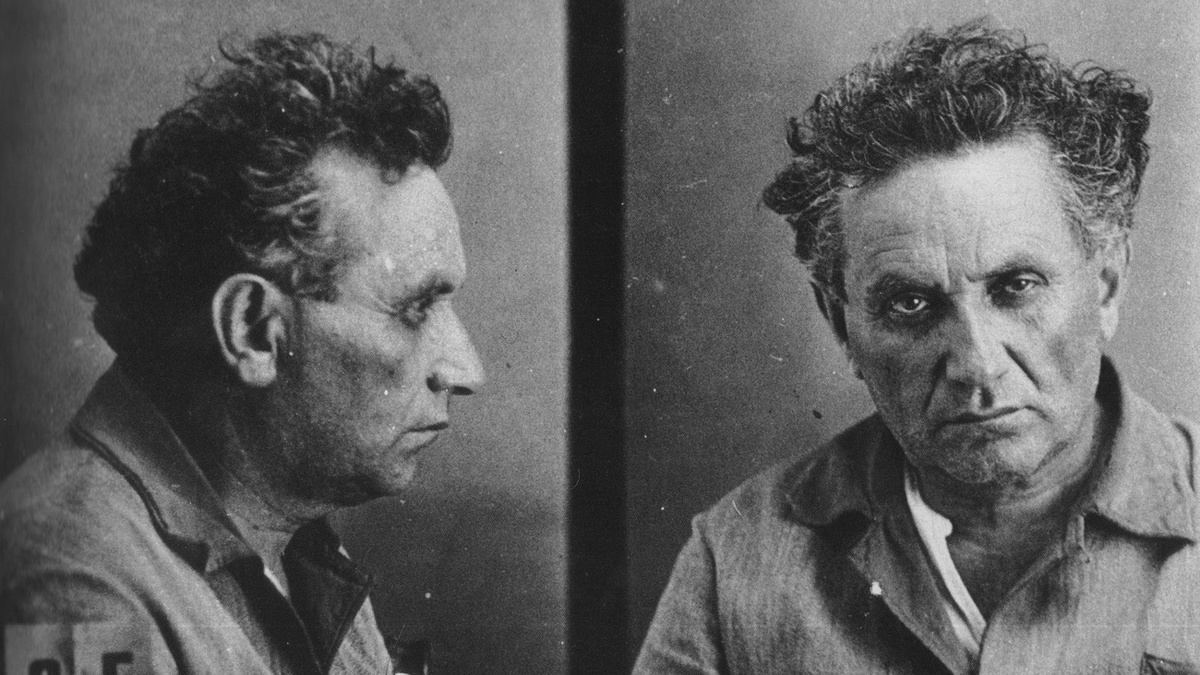 Тюремное фото Г. Зиновьева, сделанное в августе 1936 года за полмесяца до расстрела
