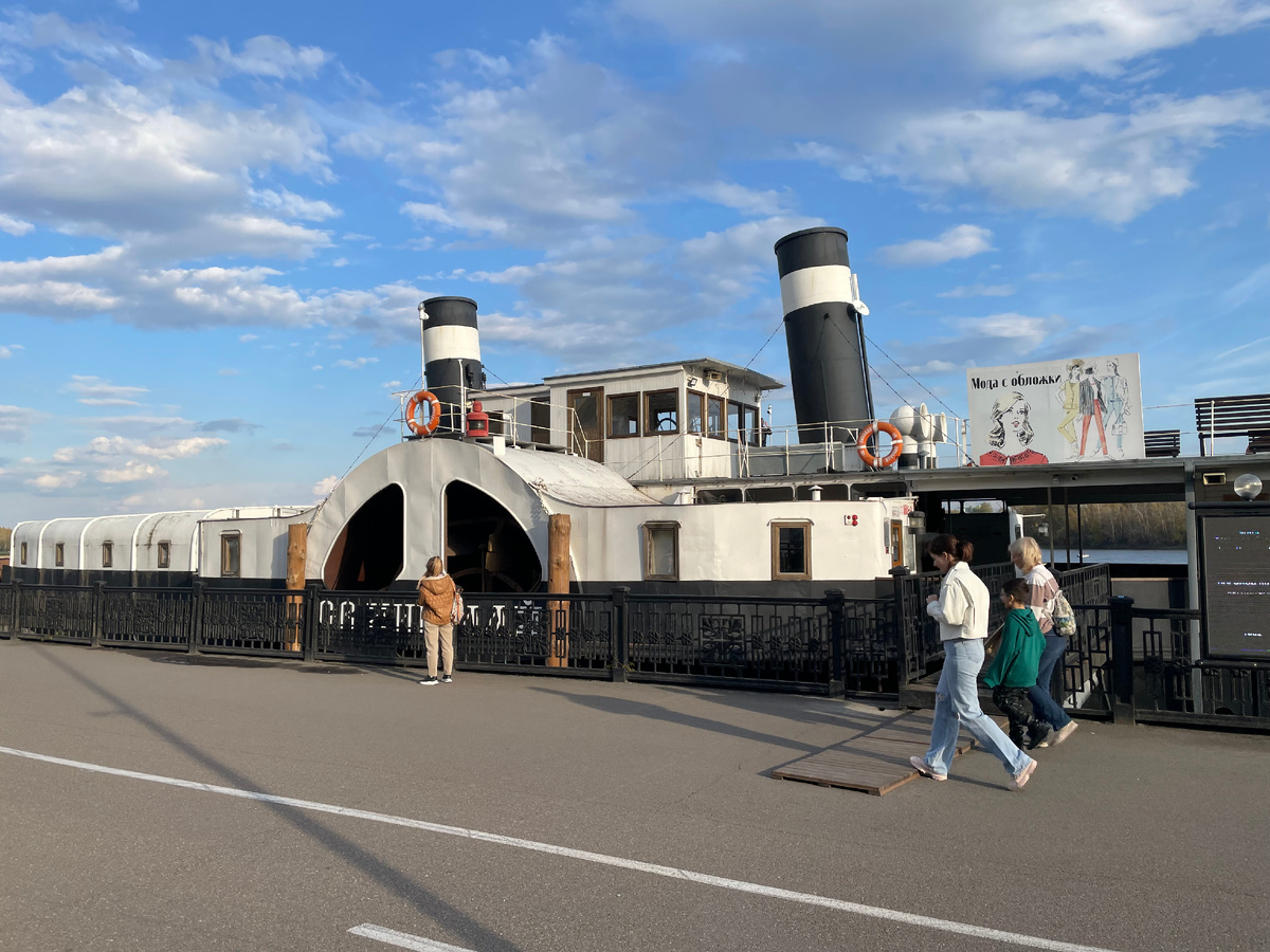 Красноярск. Музей-пароход "Святитель Николай". Фото Natalya Dolidenok