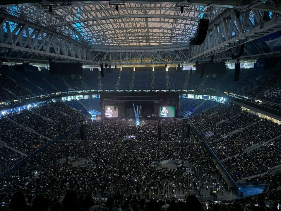    Концерт Басты в Санкт-Петербурге. Источник: Анастасия Долотова, опубликовано на vk.com/basta