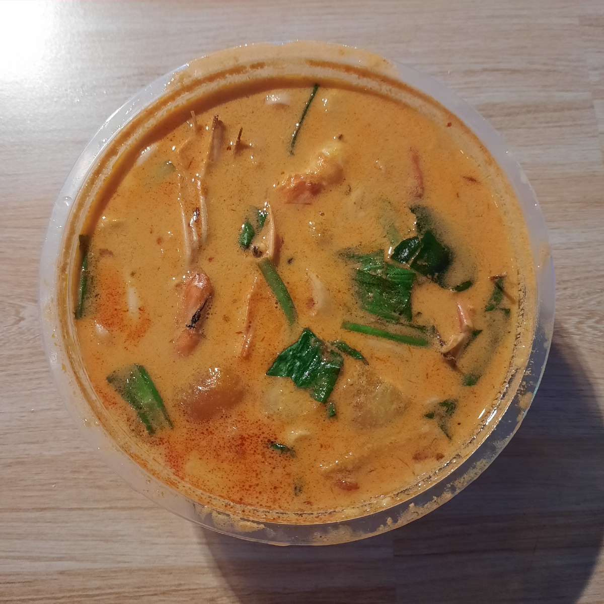 Внешне выглядит красиво. 