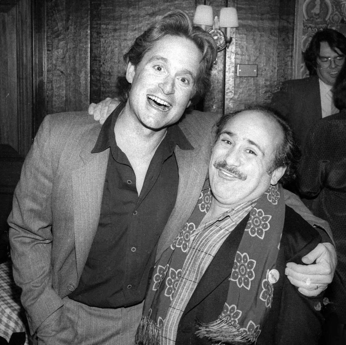    Тогда Де Вито понял, что его интересует актёрское мастерство. Окончив академию в 1966 году, он начал работать в театре Юджина О'Нила в Коннектикуте. В это же время актёр познакомился с Майклом Дугласом — позднее их дружба переросла в творческое сотрудничество / Legion-Media / Landmark Media