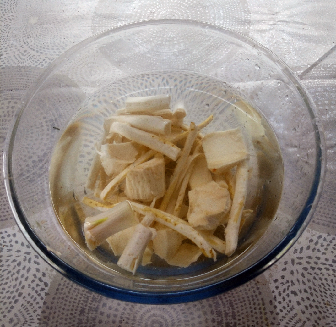 Замоченный в воде хрен