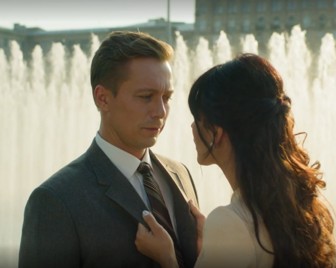 В главных ролях молодые звезды: Максим Митяшин ( на фото), Алекесандр Константинов, Дмитрий Пчела, Андрей Папанин. Дарья Ковалевская... Из корифеев: Владимир Стержаков, Дмитрий Сутырин, Олег Жилин и другие. 