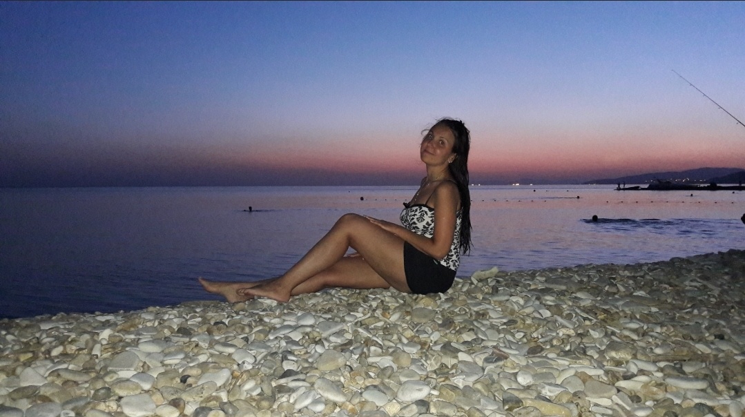 Всего 7 дней в Анапе, немножко загорела 😊 😂 В детстве была намного темнее