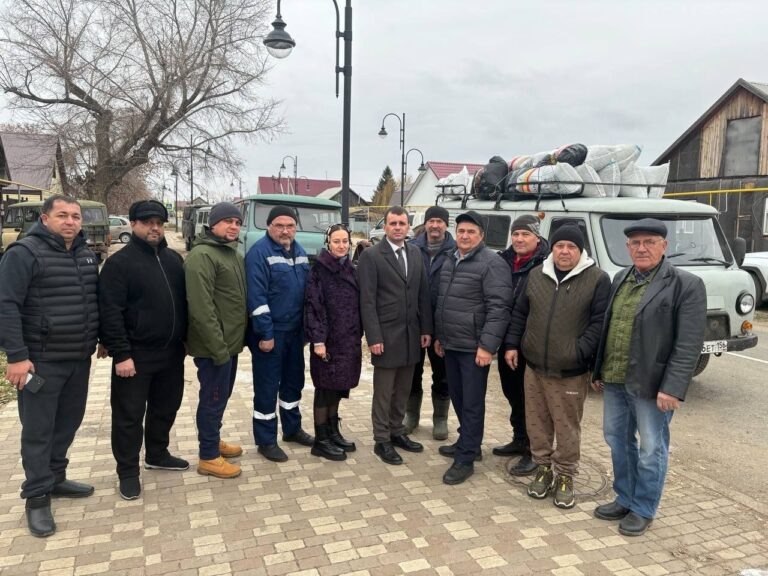    Из Соль-Илецка в зону СВО отправили «УАЗ» и мотоцикл с коляской Оренбуржье