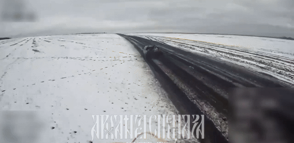    Наши FPV-дроны охотятся за украинскими военными//Скриншот страницы с ТГ-канала "АРХАНГЕЛ СПЕЦНАЗА Z".