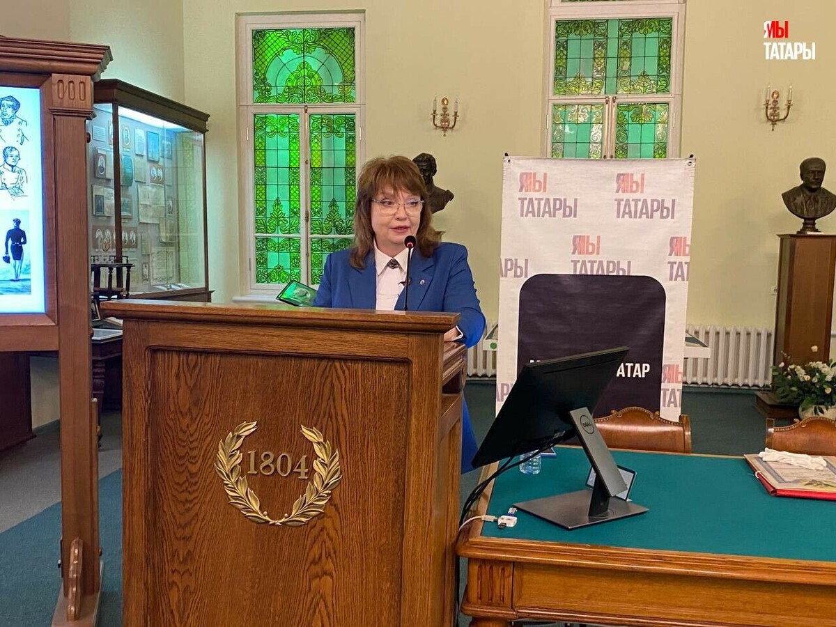 Лекция руководителя Дирекции музеев КФУ Светланы Фроловой об истории Казанского университета собрала аншлаг. Фото: «Миллиард. Татар»