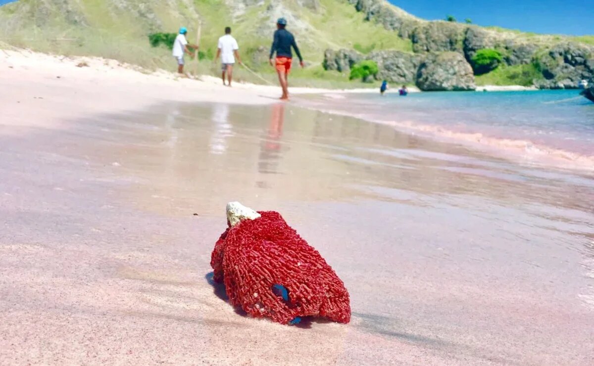    В песчаном разноцветье: ТОП цветных пляжей мира