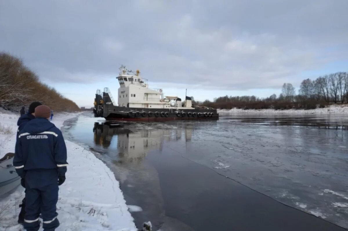    В Уватском районе из-за ледяной шуги прекратила работу паромная переправа