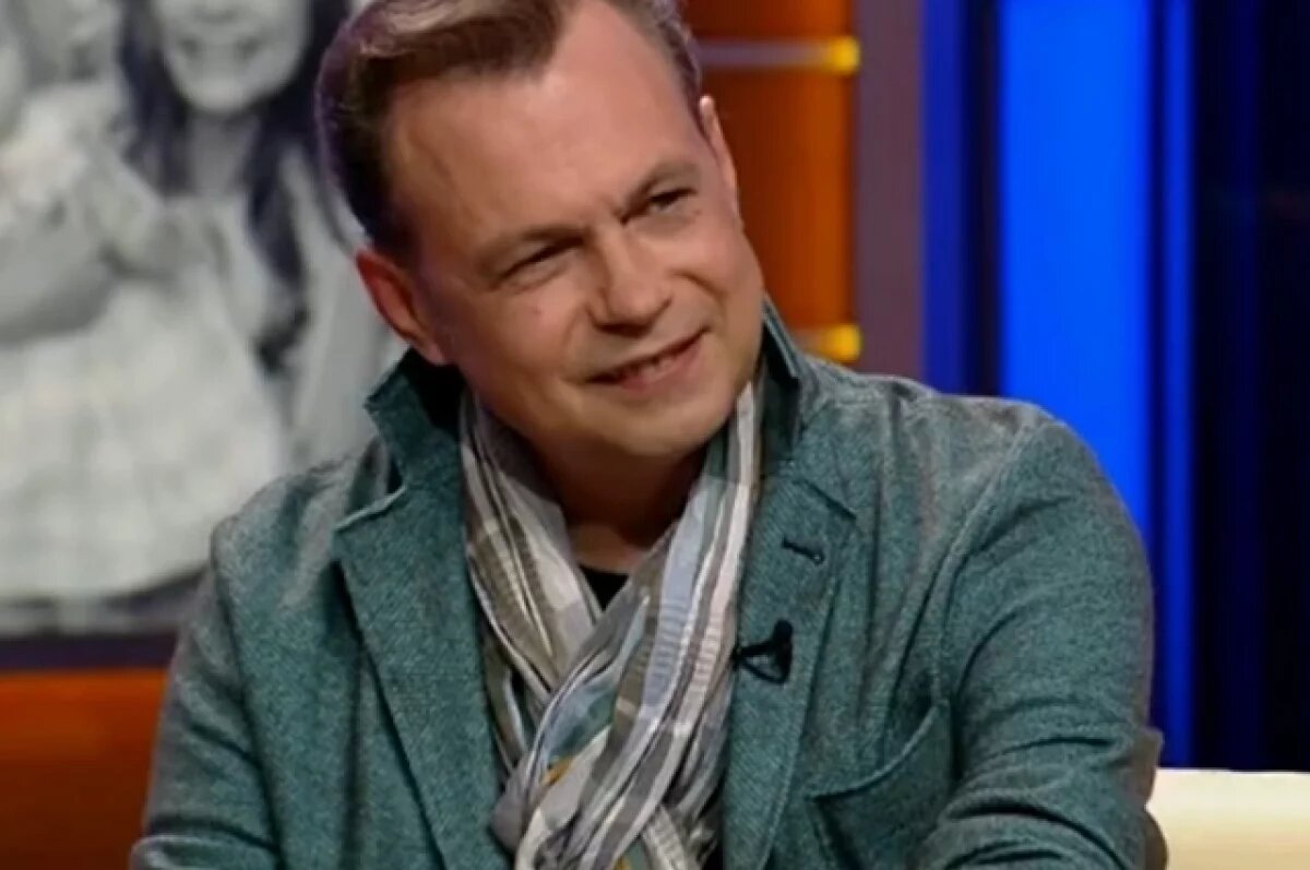    Владимир Левкин.