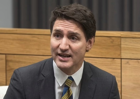    Трюдо поддержал звонок Шольца Путину