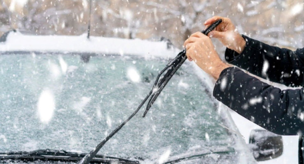 Зимние дворники: зачем нужны, отличия от летних, уход и ночные ритуалы