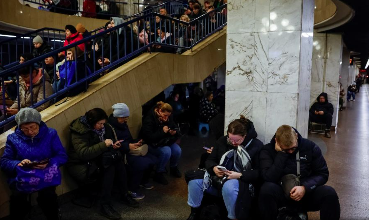Метро в Киеве используется как бомбоубежище © Die Welt 