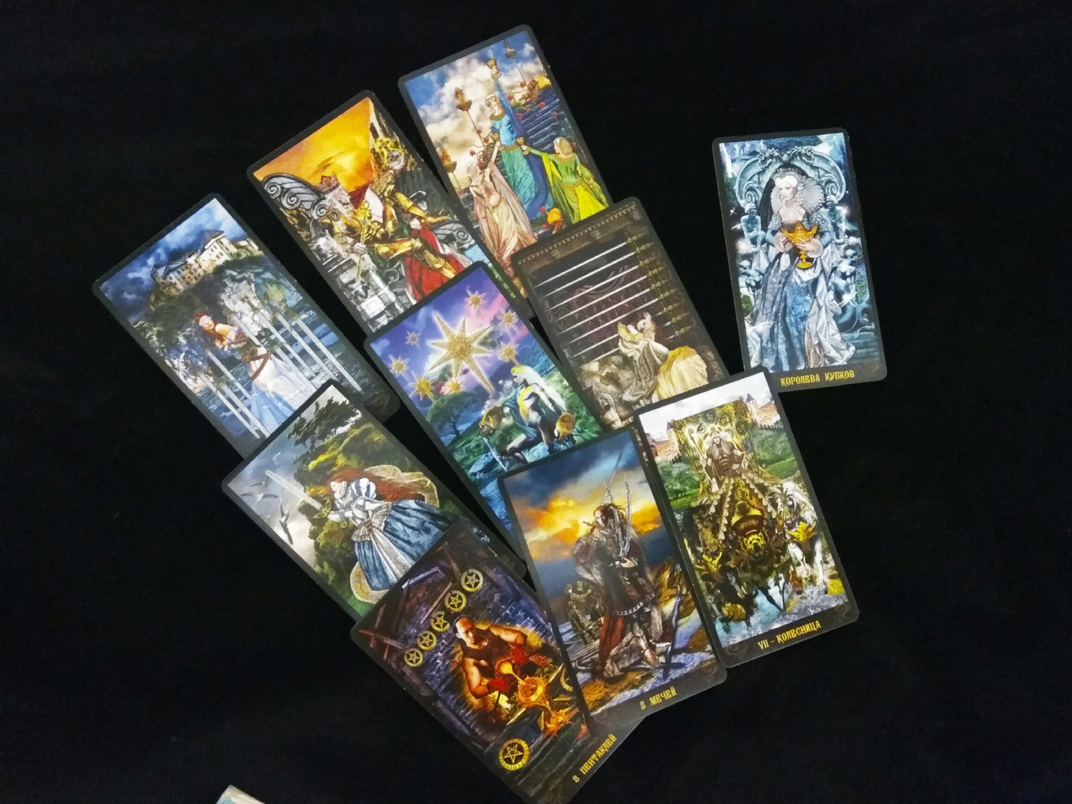 Таро для Весов на декабрь